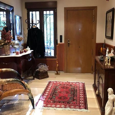 Casa En Granada Con Hermoso Jardin, Parking Calle ภายนอก รูปภาพ