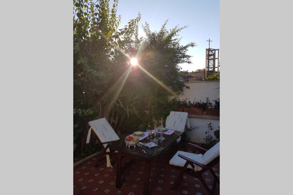 Casa En Granada Con Hermoso Jardin, Parking Calle ภายนอก รูปภาพ