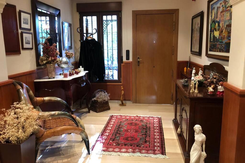 Casa En Granada Con Hermoso Jardin, Parking Calle ภายนอก รูปภาพ